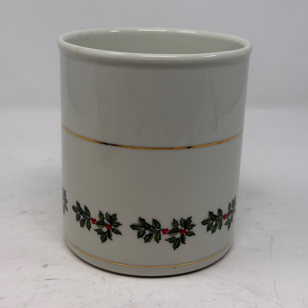 Essex Mfg Inc Christmas Holly Berry Ceramic Cup Gold Trim Holiday Decor 4in
